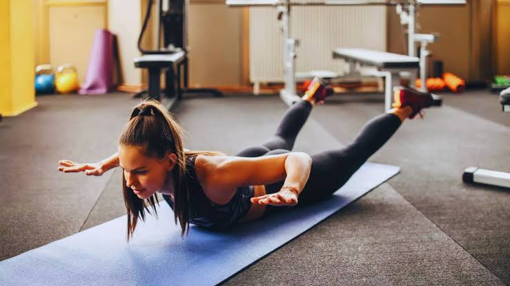 Koreksi Postur: Gerakan Dasar yang Sering Salah di Gym