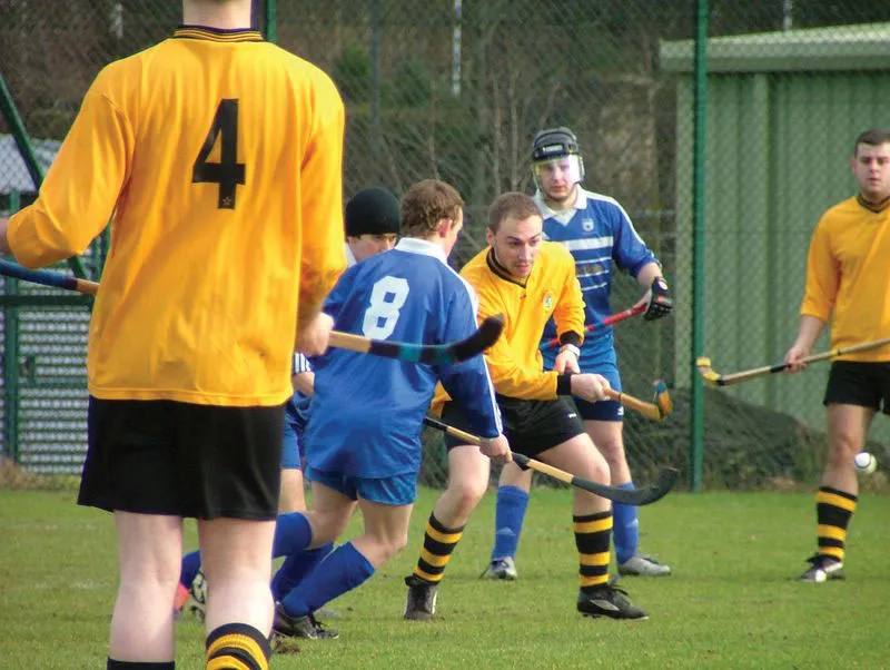 Shinty: Olahraga Kuno Skotlandia yang Masih Bergairah